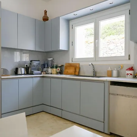 Sunset Flower Villa *