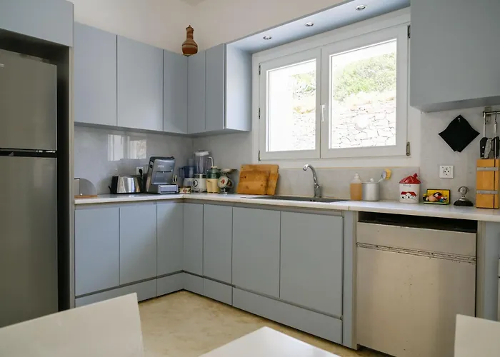 Sunset Flower Villa *