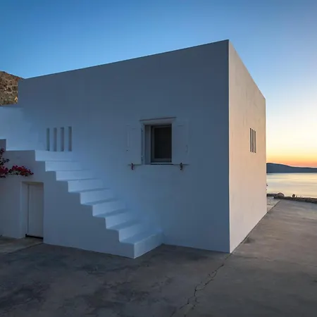 Sunset Flower Plaka (Milos)