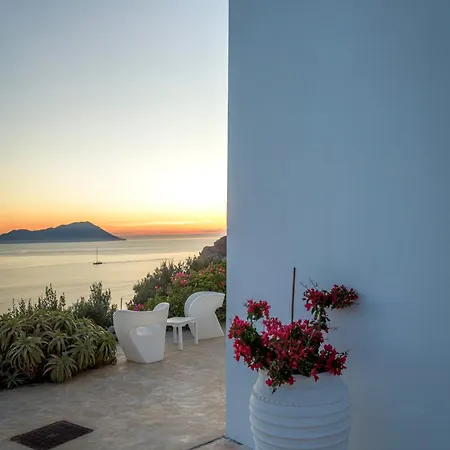 Sunset Flower Villa *